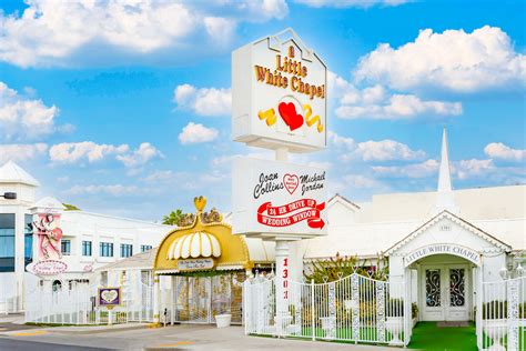 vegas drive through wedding 1