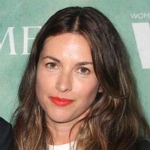 Amelia Warner - Age, Family, Bio | Famous Birthdays