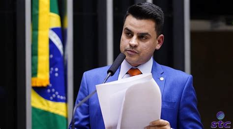 Expulso Do Pl De Bolsonaro Yury Do Pared O Anuncia Filia O Ao Mdb E