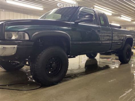 2001 Dodge Ram 1500 With 17x9 Raceline Rockcrusher And 285 70R17