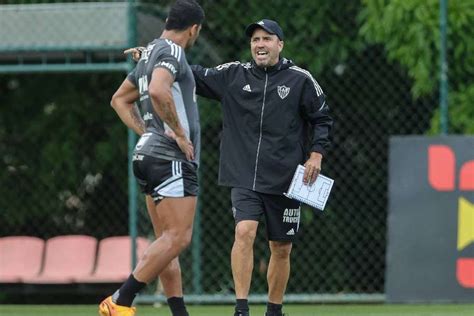 Atlético MG atende pedido de Coudet e técnico pode sair mesmo