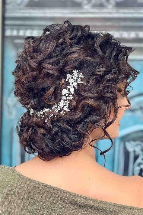 Easy Cute Curly Hair Updos In Trending In Curly Bridal Hair