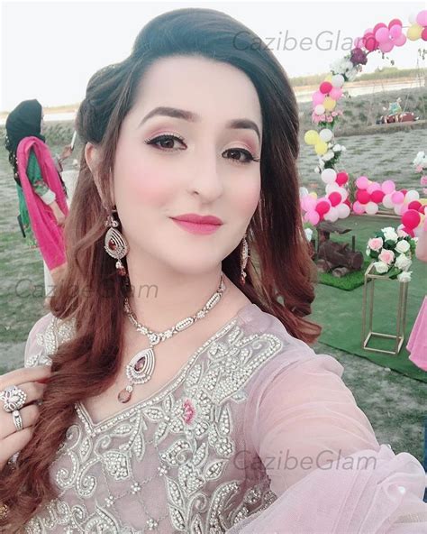 Mahnoor Arbab Cazibe On Instagram Whether Its Hair Or Makeup We