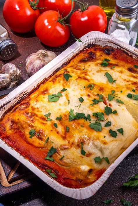 Homemade Cannelloni Pasta With Meat Stock Image Image Of Minced Meal 267934181