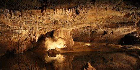 Discover the 6 most beautiful caves in France - Trip My France