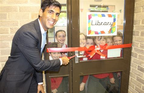 Rishi Sunak welcomes improved facilities at primary school | Rishi Sunak