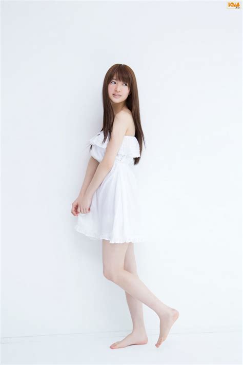 Hot And Cute Asian Rina Aizawa