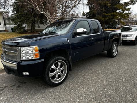 07 Chevy Silverado | Cars & Trucks | Lethbridge | Kijiji