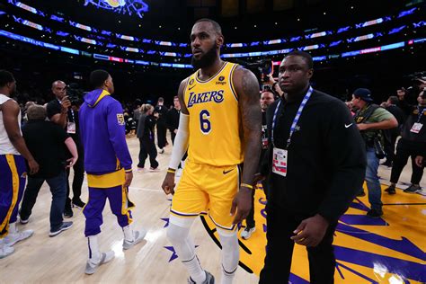 Los Angeles Lakers star LeBron James makes announcement on future