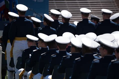 usafa graduation thunderbirds fly    colorado springs