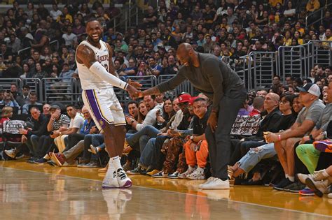 Lebron Passes Kobe Moves Into Third Among Nba All Time Scoring Leaders Silver Screen And Roll