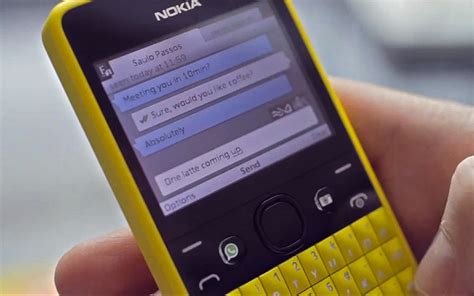 Nokia Asha Phone Gets Dedicated WhatsApp Button
