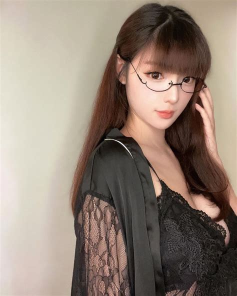 Instagram xiianger 2P xiianger Amy香儿 香儿 malaysian 大马 大马正妹