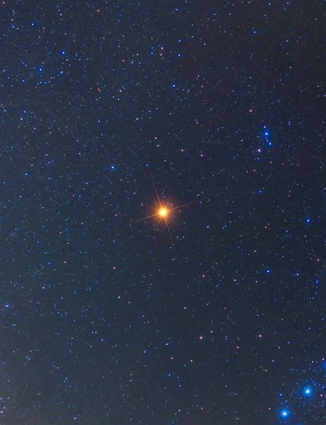 The Star Betelgeuse Pictures Location And Key Facts Orion