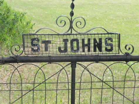 Saint John Anglican Cemetery dans Oak River Manitoba Cimetière Find