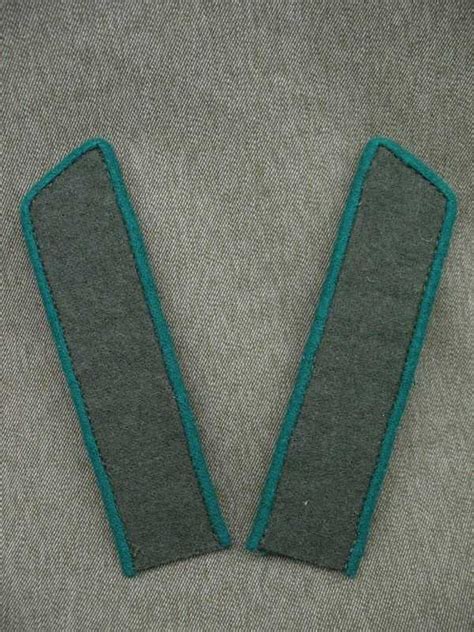 Collar tabs M43 on greatcoat (for officers, sergeants and soldiers of ...