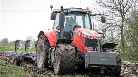 CIĘŻKA ORKA 2023 SIEW KUKURYDZY MASSEY STAJE W MIEJSCU 2X MASSEY