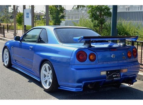 Buy A Sports Car Nissan Skyline Gt R Bnr34 From Japan