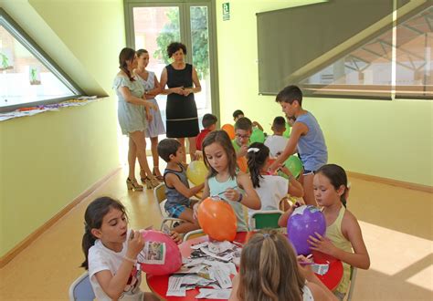 Un Centenar De Ni Os Y Ni As Disfrutan Y Aprenden En La Escuela De