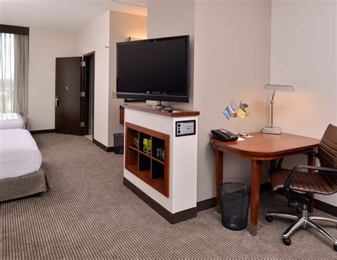 Hotel Photos | Hyatt Place Garden City