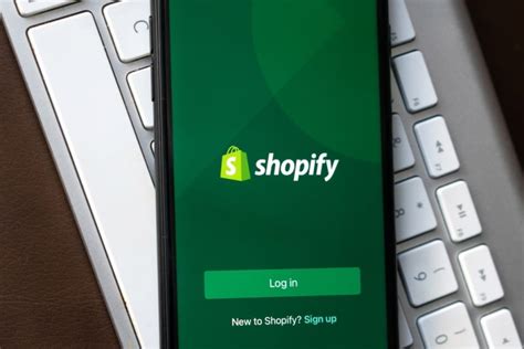 A Beginner S Guide To Selling On Shopify The People Who Share