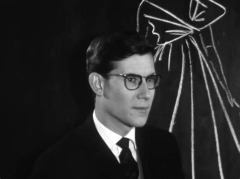 Interview Du Couturier Yves Saint Laurent De Retour Des Etats Unis Ina