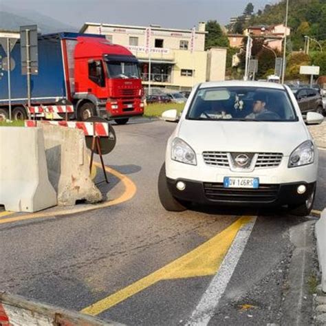 Che Code Sul Viadotto Dei Lavatoi Ma Per I Vigili Le Barriere Vanno