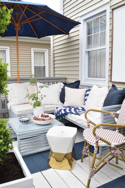 Outdoor Casual Dining And On Our Painted Deck Backyard Entertaining