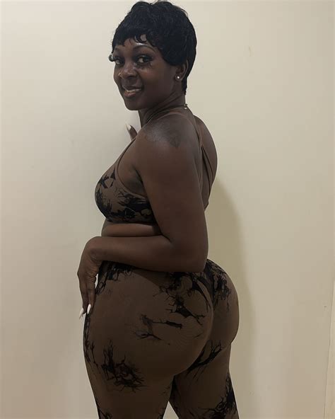 Mrs Bunz (@therealmrsbunz) • Instagram photos and videos