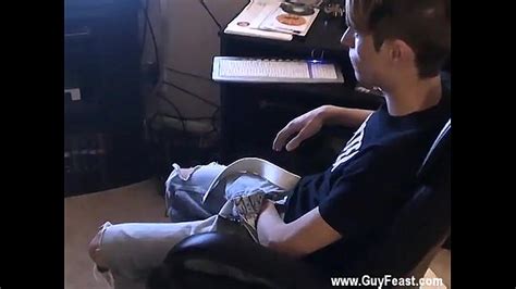 Gay Twinks Trace Even Hands Off The Camera To Keep Him Company For A Xxx Mobile Porno Videos