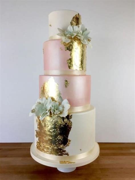 Glamorous Gold Leaf Wedding Cakes Weddingomania Weddbook