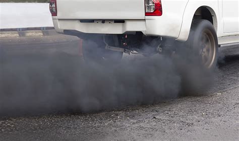 Descubre El Significado Del Color Del Humo De Tu Auto Insouth Magazine