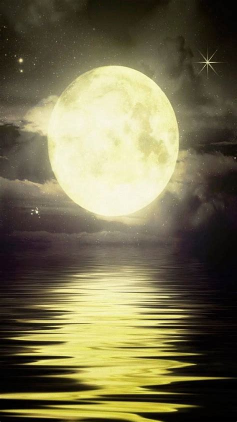 Yellow Moon Wallpapers - Top Free Yellow Moon Backgrounds - WallpaperAccess