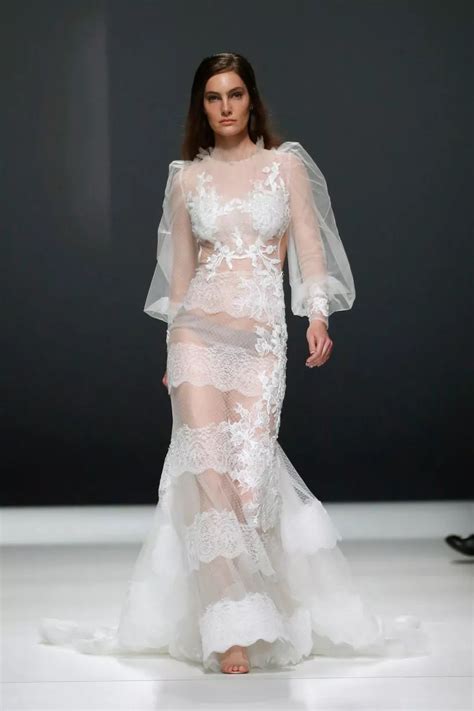 Naked Wedding Dresses Are Hot New Trend But You D Have To Be Brave To Try It Daily Star