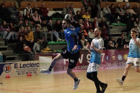 Handball Matt O Nicolas Lenfant De Ch Teau Renard Disputera La