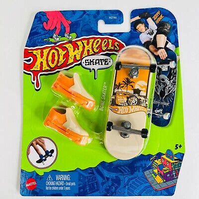 HOT WHEELS TONY HAWK Donut Skatepark New Mattel FINGERBOARD NIB PicClick UK
