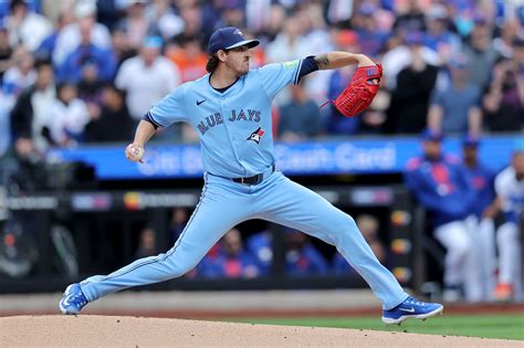 mlb dfs picks today 4