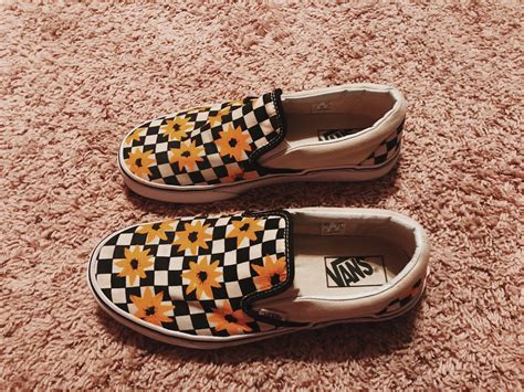 Crazy Checkerboard Vans Logo