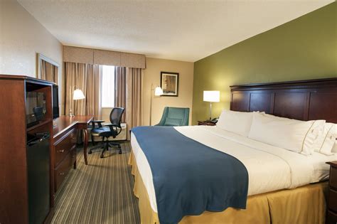 Discount Coupon for Holiday Inn Express Hotel & Suites Germantown ...