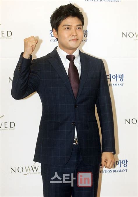 Jun Hyun Moo To Host New Variety Show Blind Test Show 180 Degrees