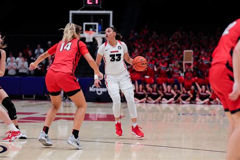 Dayton women’s basketball team fights hard in the beginning of the new