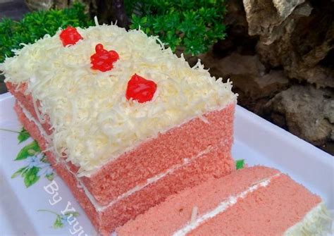 Resep Bolu Pop Ice Strawberry Lembut Dan Enak Oleh Yuyun Kristia Cookpad