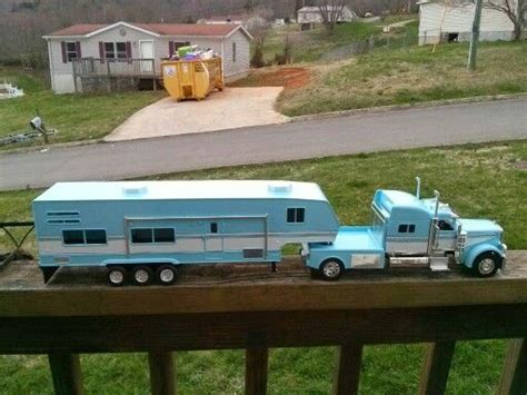 Custom 164 Scale Peterbilt With 5th Wheel Trailer Model Truck Kits