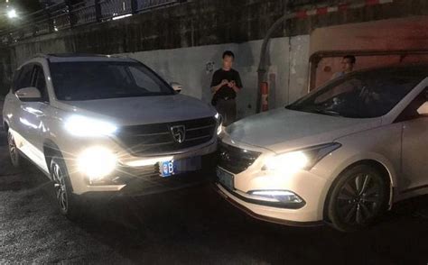 寶駿530首撞，懟上現代名圖，寶駿車主表示：差距很大，難以置信 每日頭條