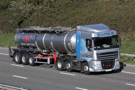 Dv Uhj W J Capper Daf Xf M Downend Bristol Flickr