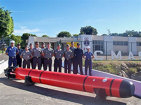 Centro De Armas Submarinas Da Marinha Recebe Mock Up Dos Torpedos F21