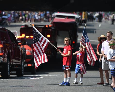 Photos Darien Memorial Day Parade Marches On