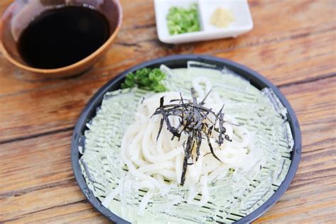 Ensemble Froid De Nouilles D Udon Photo Stock Image Du Nouille Japon