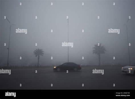 Peshawar Peshawar Pakistan 4th Jan 2024 Dense Fog Covers Peshawar