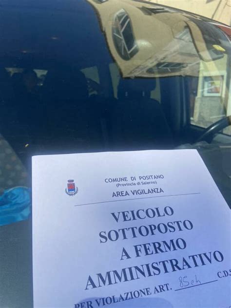 Positano Controlli Serrati Della Polizia Municipale Per Il Traffico E